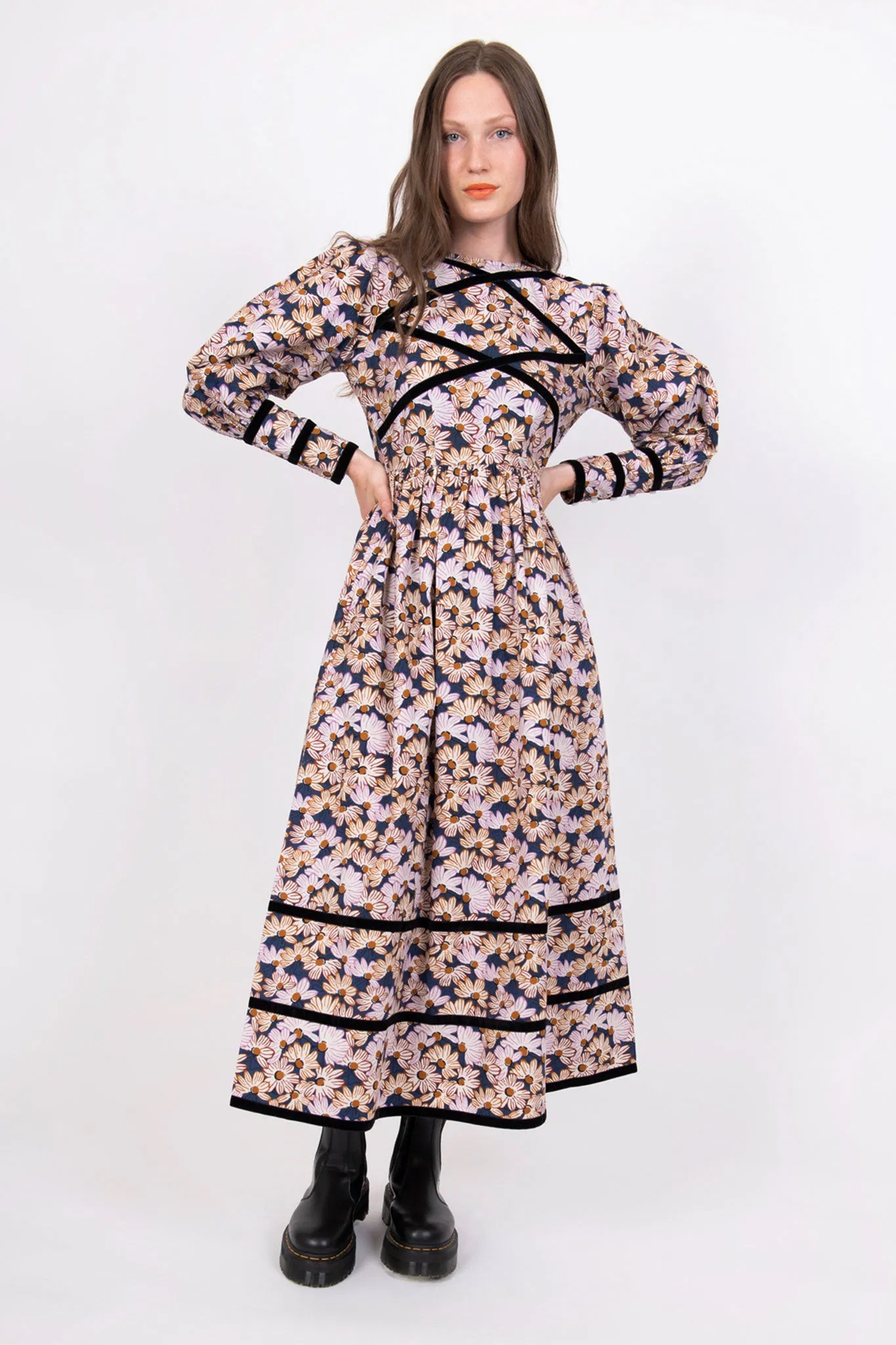 Vestido de mujer elegante de verano con mini mangas largas, impresión floral, fábrica de ropa de promoción OEM en China, venta al por mayor