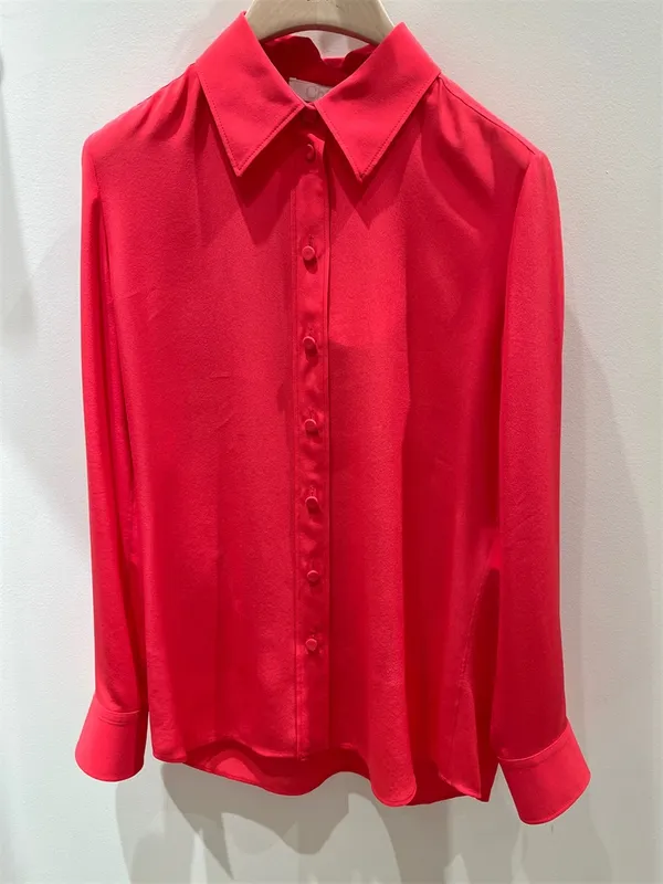 Ropa de seda 100% detalle 5