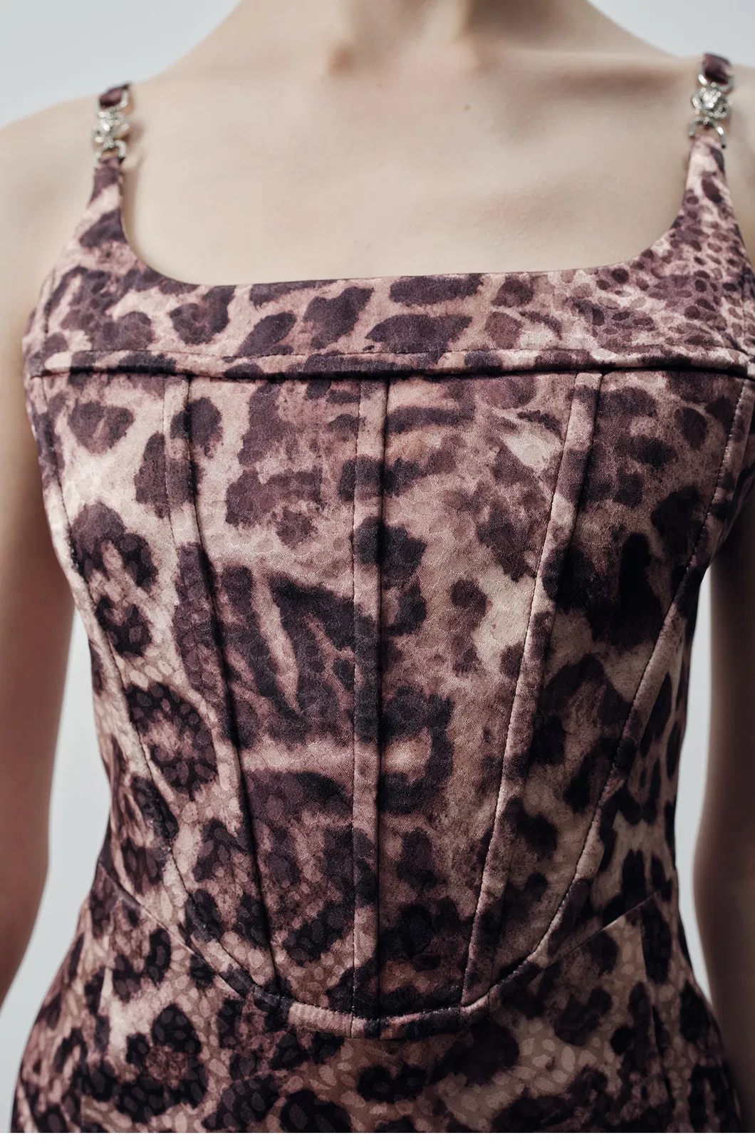 Vestido ajustado para mujeres con estampado de leopardo personalizado