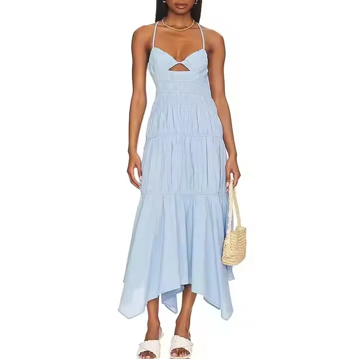Vestido largo con volantes en capas