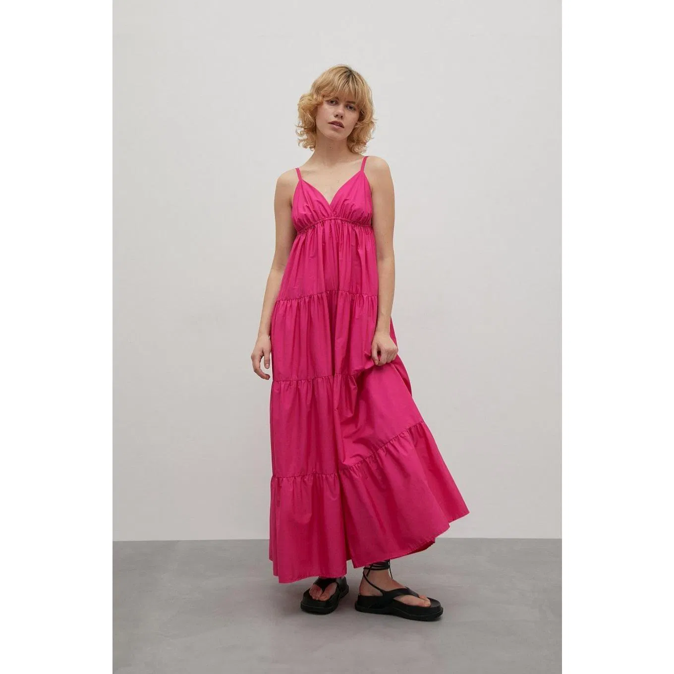 Vestido de una pieza elegante de playa para mujeres, con tirantes de bambú, moda femenina al por mayor