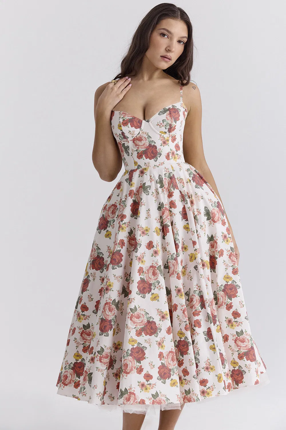 Nueva llegada vestido de verano de doble tirante para mujeres, elegante ropa de dama