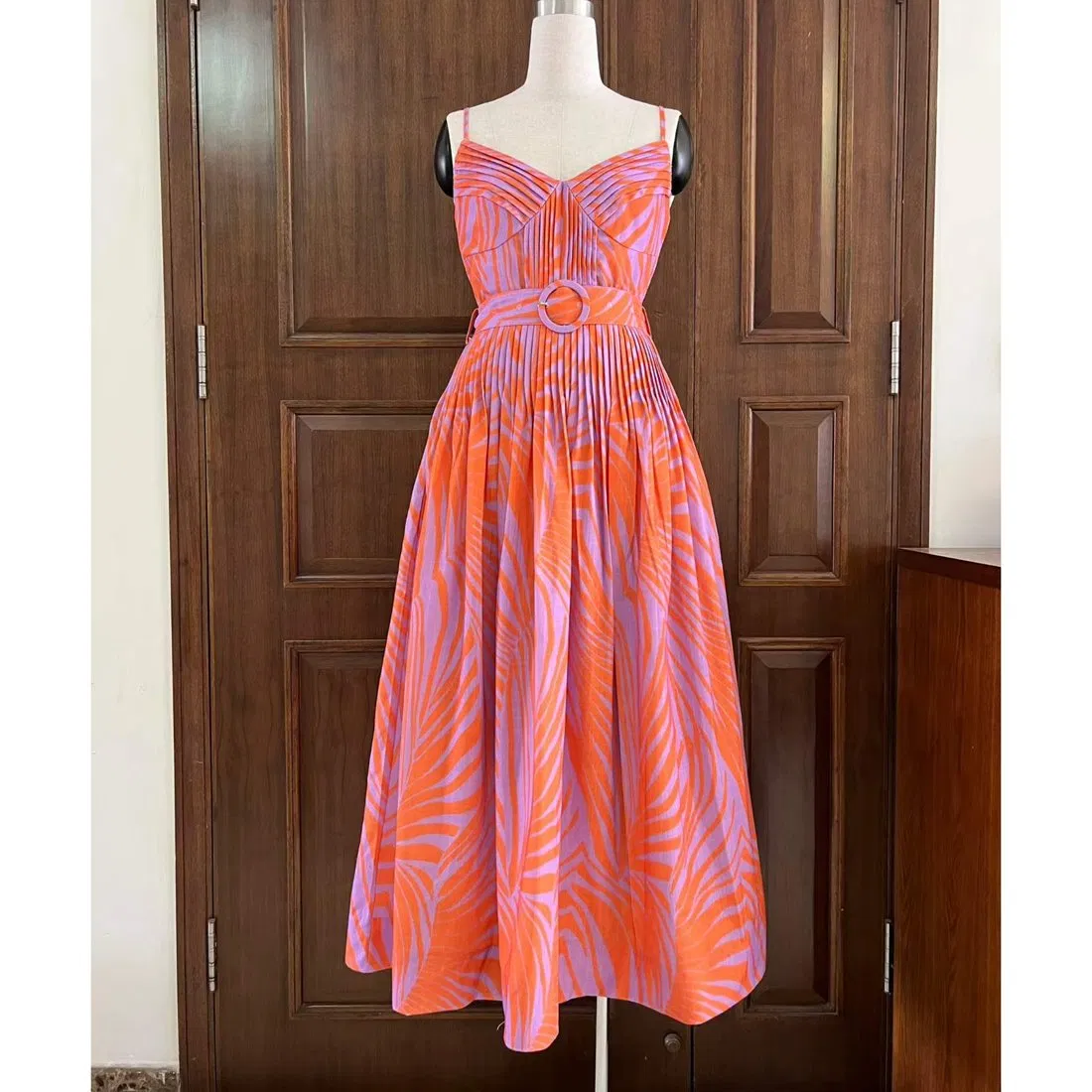 Vestidos de mujer verano nuevos estilos con encaje retro impreso de tirantes con temperamento