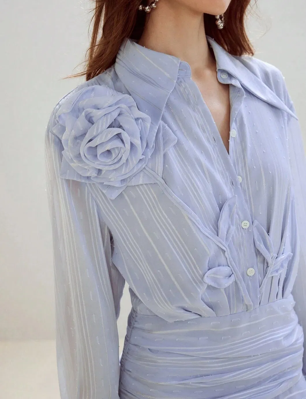 Vestido de camisa con volantes elegante, vista posterior