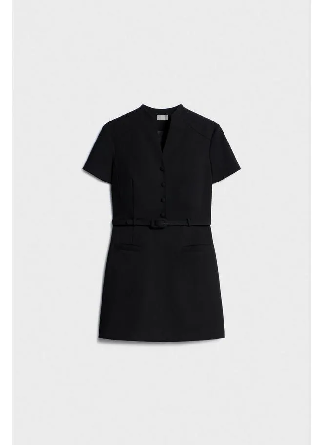 Vestido de traje corto con botones frontales de diseño para mujeres
