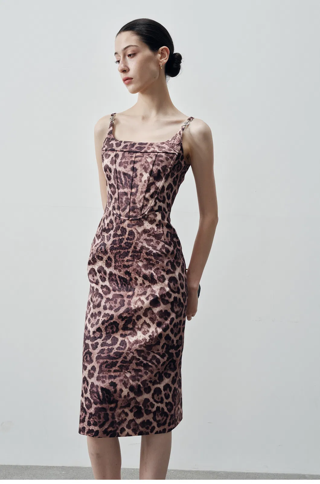 Vestido ajustado para mujeres con estampado de leopardo personalizado