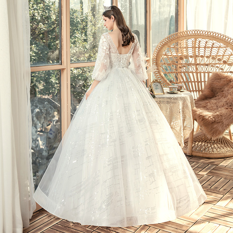Cubierta de barriga de mujer, vestido de boda soñado de manga larga y grande