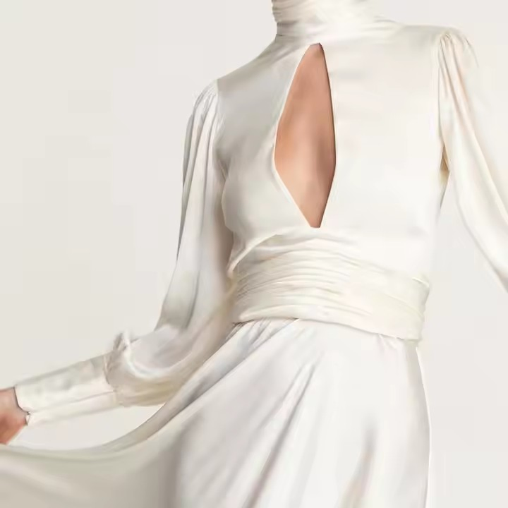 Vestido maxi de satén vintage personalizado para mujeres, elegante, con mangas abullonadas, espalda descubierta y detalle fruncido