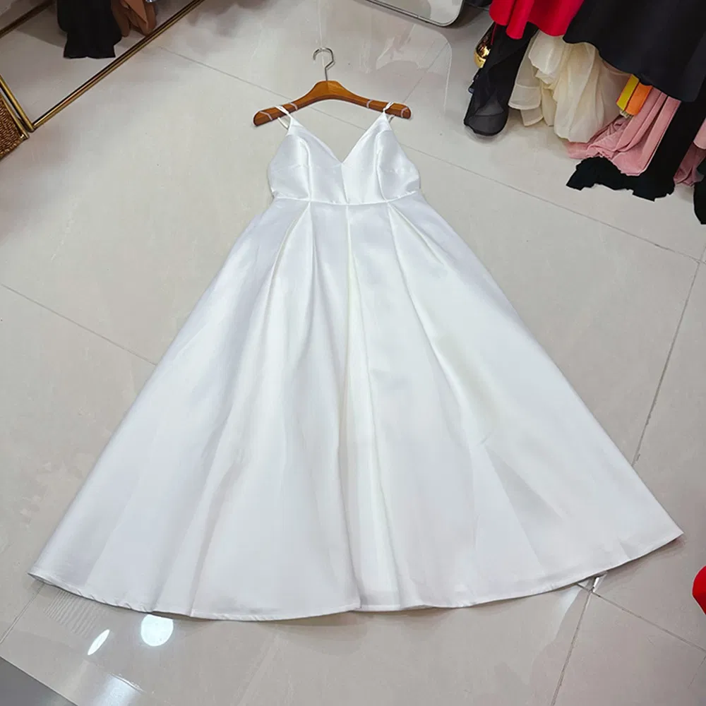 Ropa de boutique al por mayor Ropa de mujer Diseño de nuevo producto Vestido con cuello en V y cremallera Largo y elegante Ropa de mujer Vestido de mujer