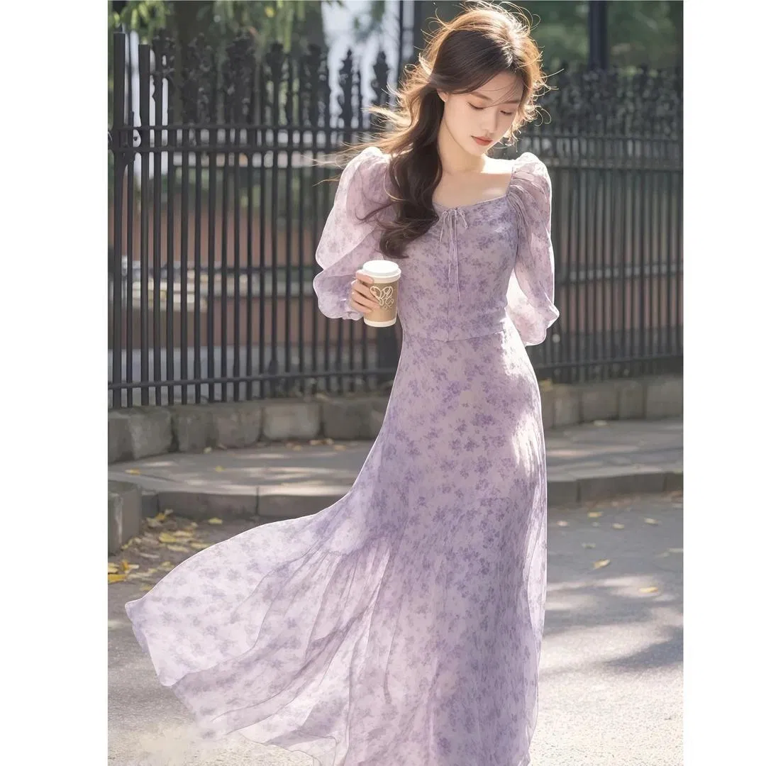Nuevo vestido de boutique para mujeres de estilo francés en color púrpura con flores
