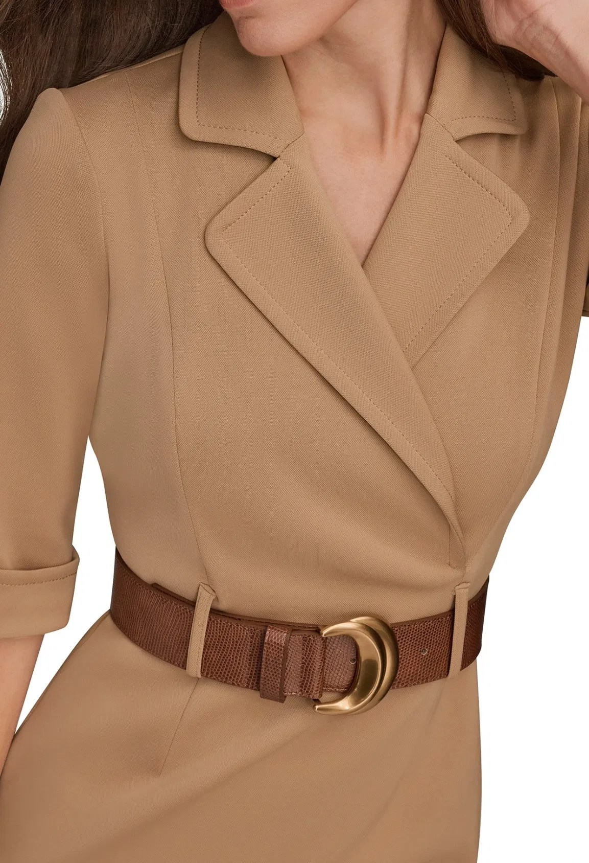 Vestido ajustado con cinturón para mujer con cuello muesca - Vestido elegante y elástico para la oficina (marrón claro)