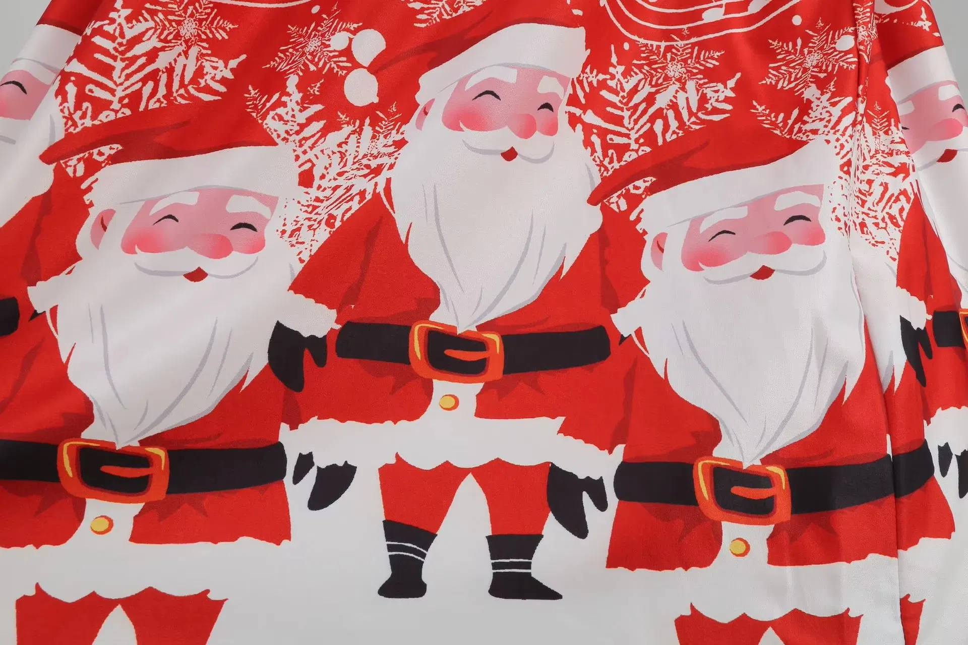 Detalle vestido de Navidad