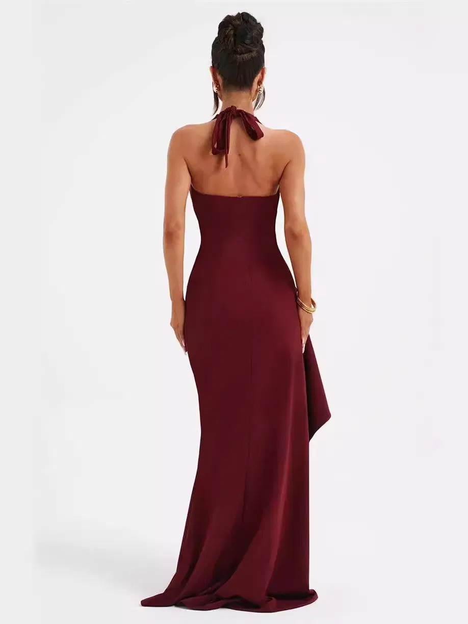 Vestido largo ajustado de mujer con escote en V profundo, sin espalda, elegante, con abertura alta, para fiesta o evento de gala
