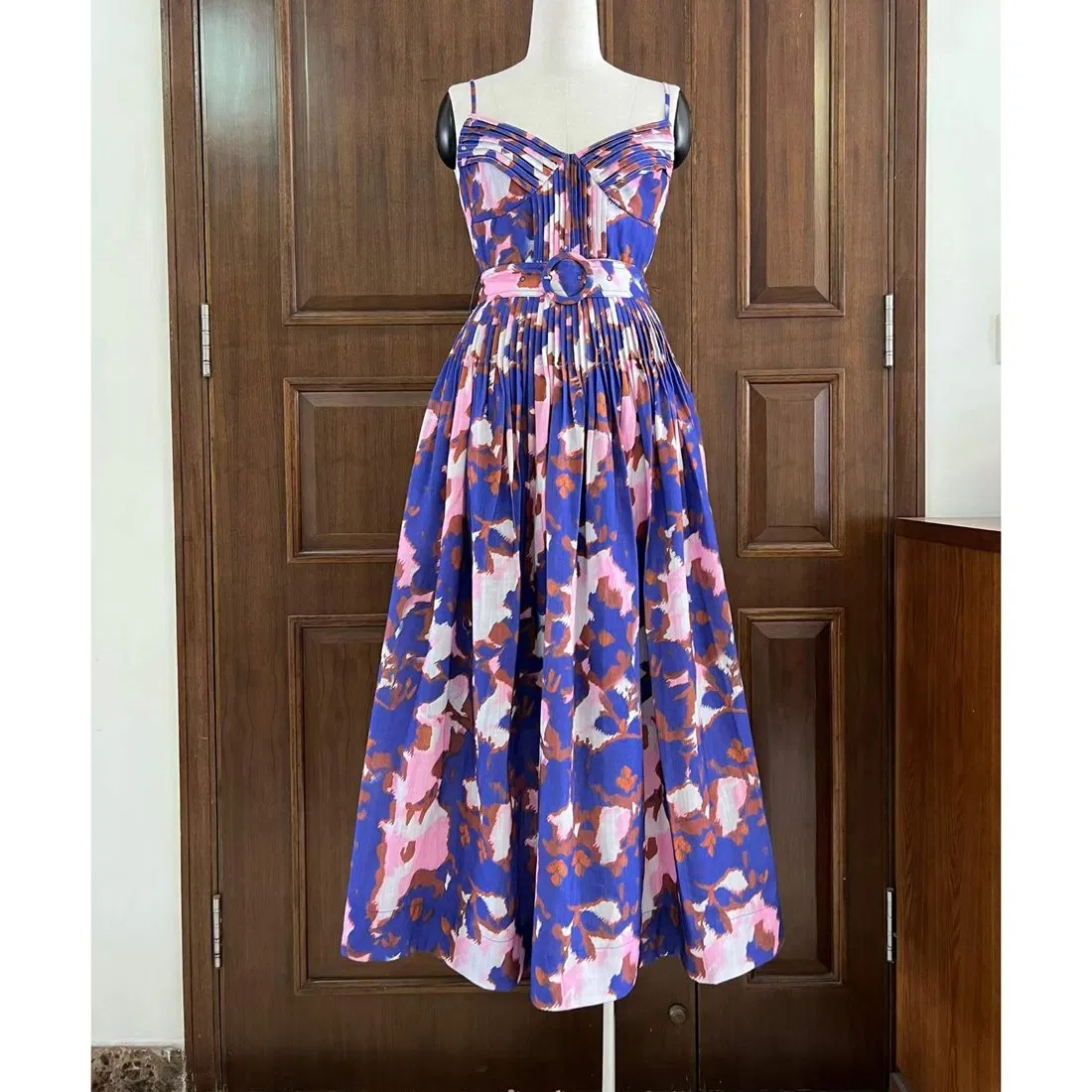 Vestidos de mujer verano nuevos estilos con encaje retro impreso de tirantes con temperamento