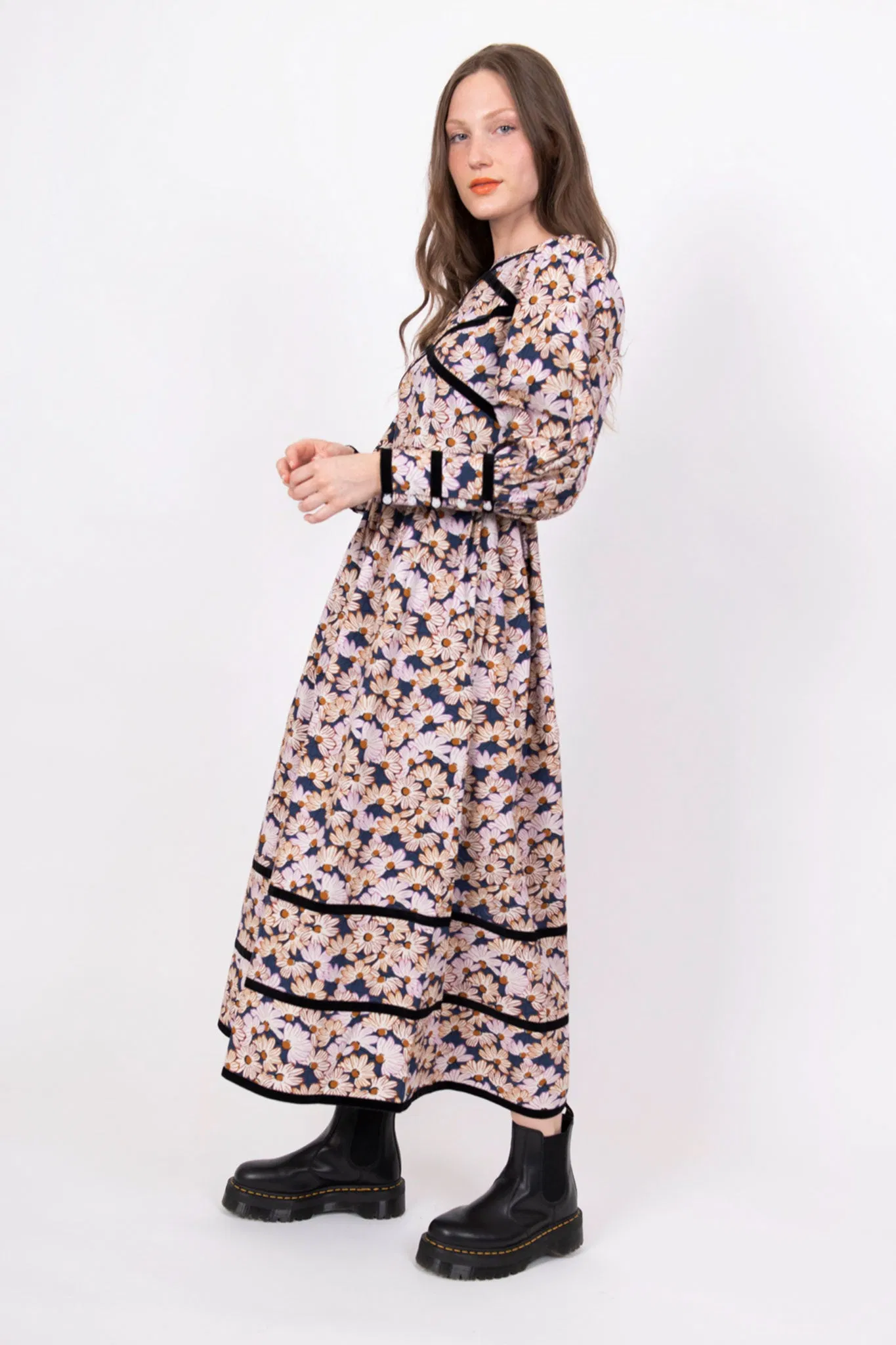 Vestido de mujer elegante de verano con mini mangas largas, impresión floral, fábrica de ropa de promoción OEM en China, venta al por mayor