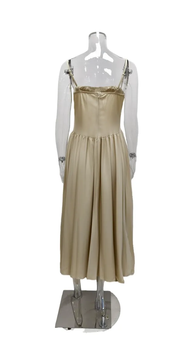 Vestido de tirantes sexy de color sólido hecho a medida para mujeres por el fabricante