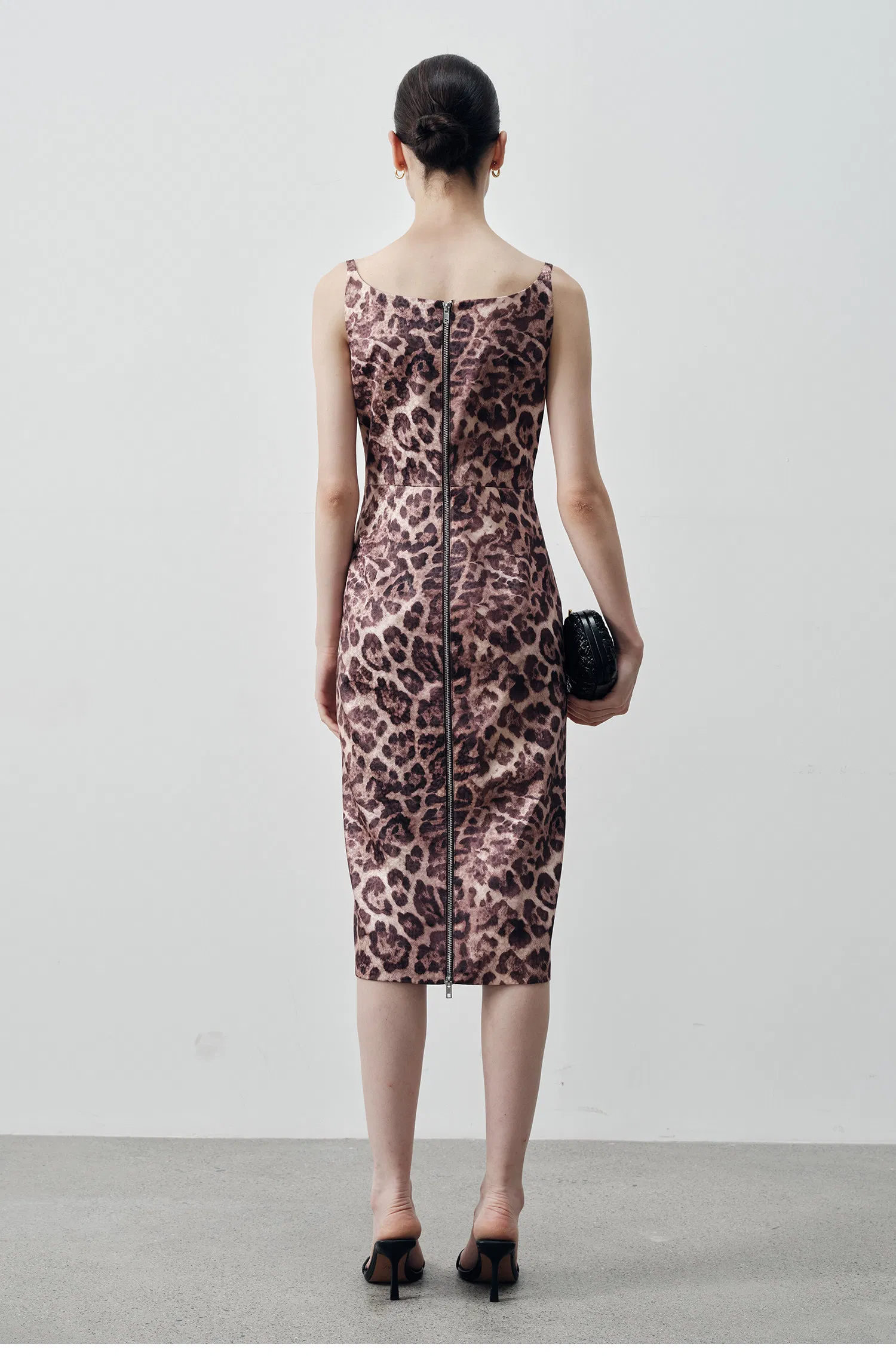 Nueva moda de verano para damas, ropa al por mayor, vestido ajustado para mujeres con cierre de cremallera en la parte posterior y estampado de leopardo personalizado