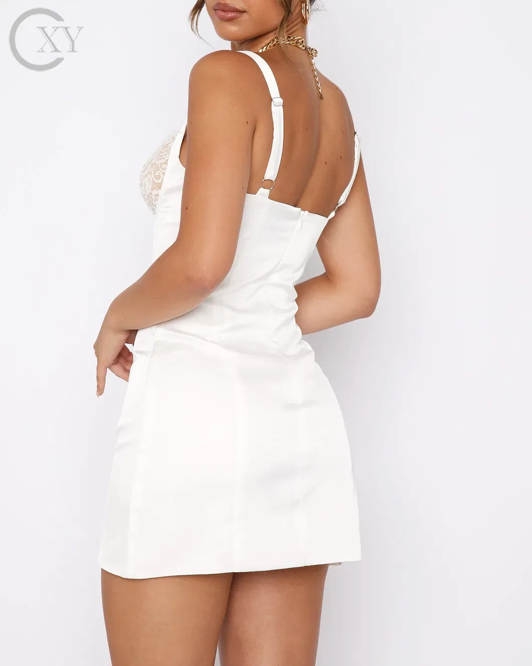 Vestido mini de encaje con tirantes delgados ajustables para mujeres personalizado