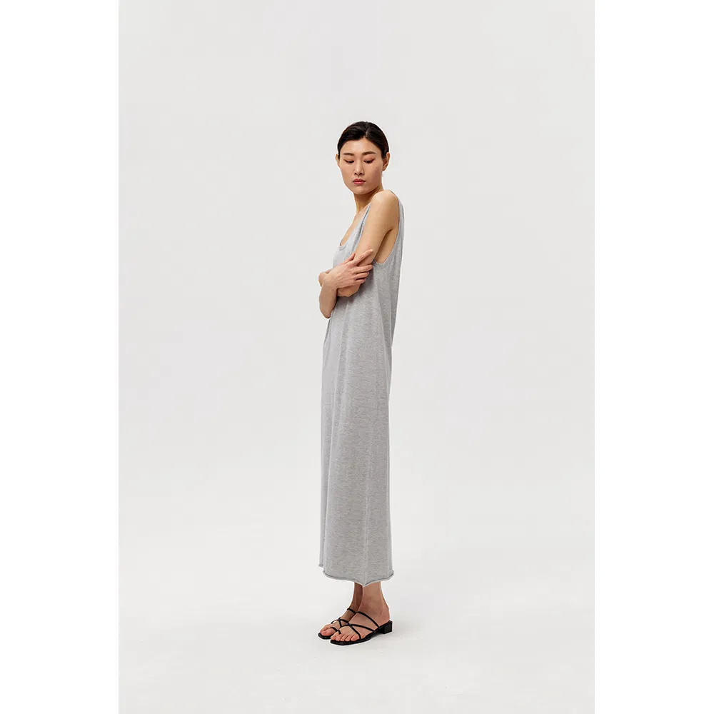 Vestido largo de punto casual para mujer, de ajuste holgado y color puro, con hombros al descubierto