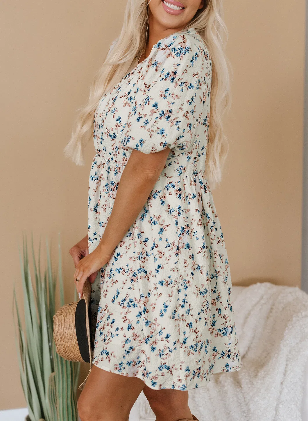 Vista Trasera de Vestido Floral