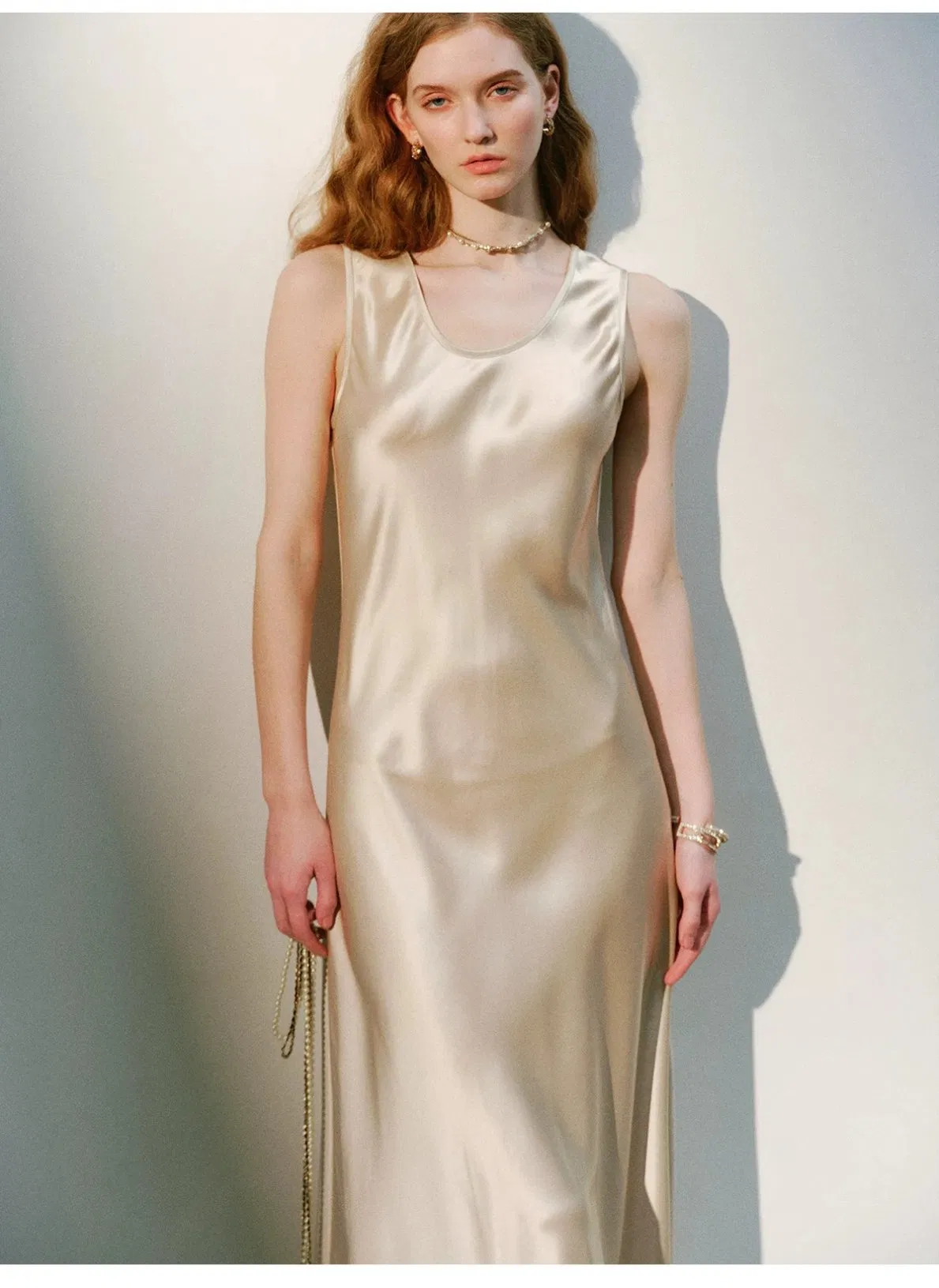 Vestido Maxi Sin Mangas para Banquete de Lujo Dama de Satén Doble Cara Triacetato 45 Grado Corte en Sesgo Mujeres Mayorista Personalizado