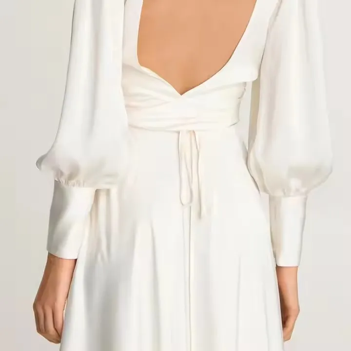 Vestido maxi de satén vintage detalle delantero
