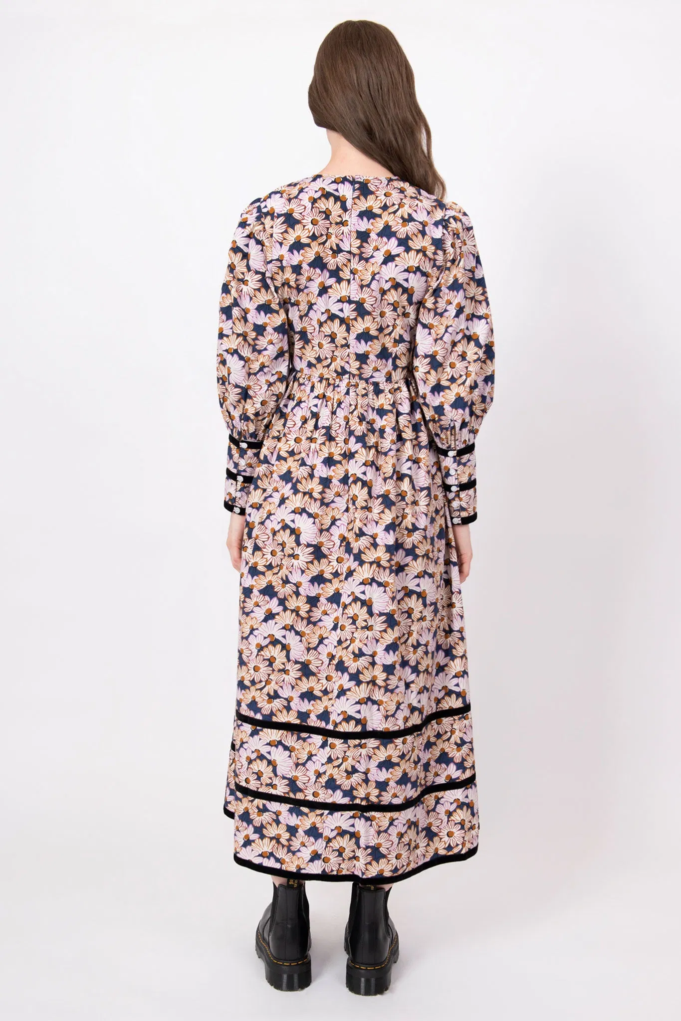 Vestido de mujer elegante de verano con mini mangas largas, impresión floral, fábrica de ropa de promoción OEM en China, venta al por mayor