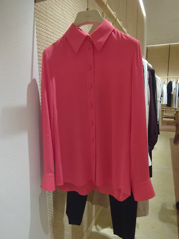 Ropa de seda 100% detalle 4