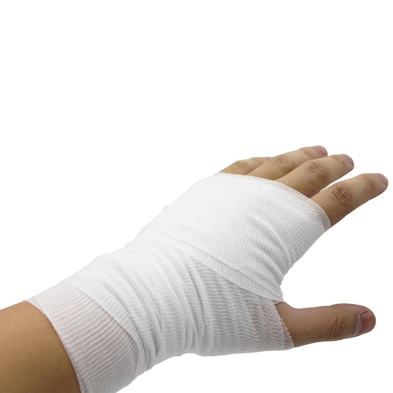 كرتون جميع الشركات المصنعة 6*7cm 7*9cm 10*12cm إلخ. ضمادة هيدروكولود ألغينات PU
