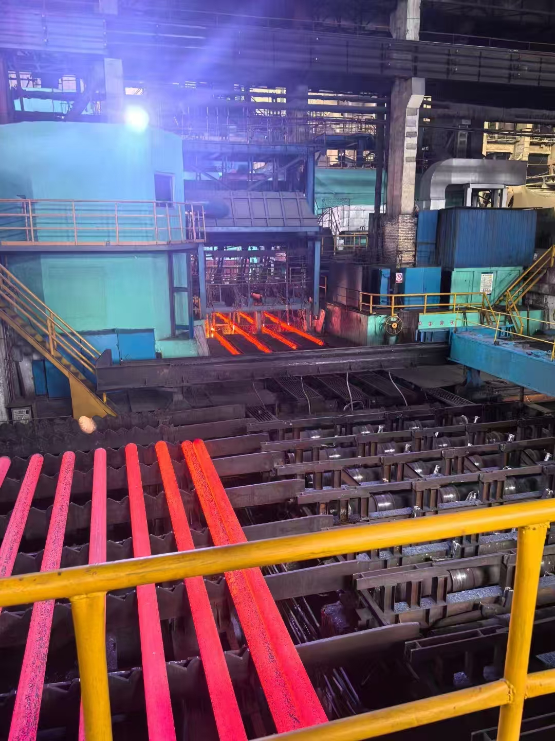 API 5CT Seamless Steel Casing Pipe High Strength JIS SABS Certified for Oil Gas Well Drilling