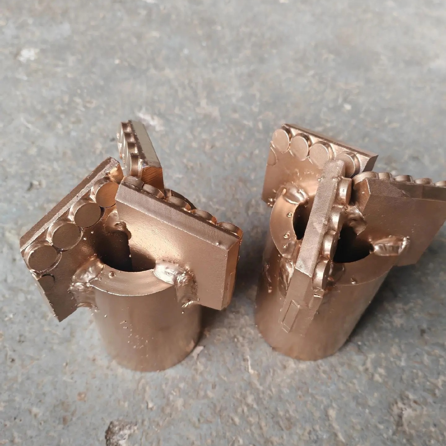 HDD PDC Drag Bit 4 Wing For Horizontal Directional Drilling Various Sizes API Thread OEM Factory Supply