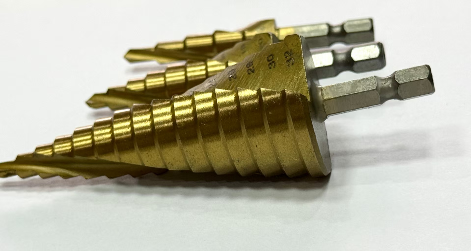 Metal Wood-plastic Multi-size Conical Stepped Drill Bit Set Titanium-coated Spiral Groove Drill Bits for Wood Drilling 4-12mm