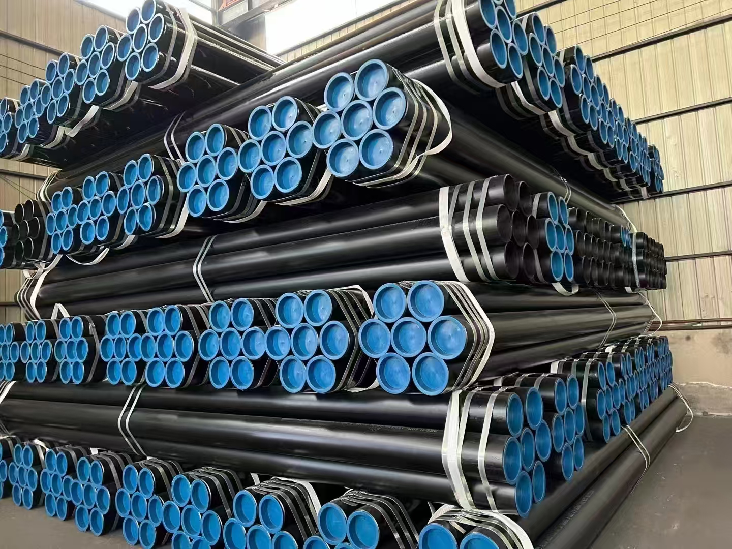API 5CT Seamless Steel Casing Pipe High Strength JIS SABS Certified for Oil Gas Well Drilling