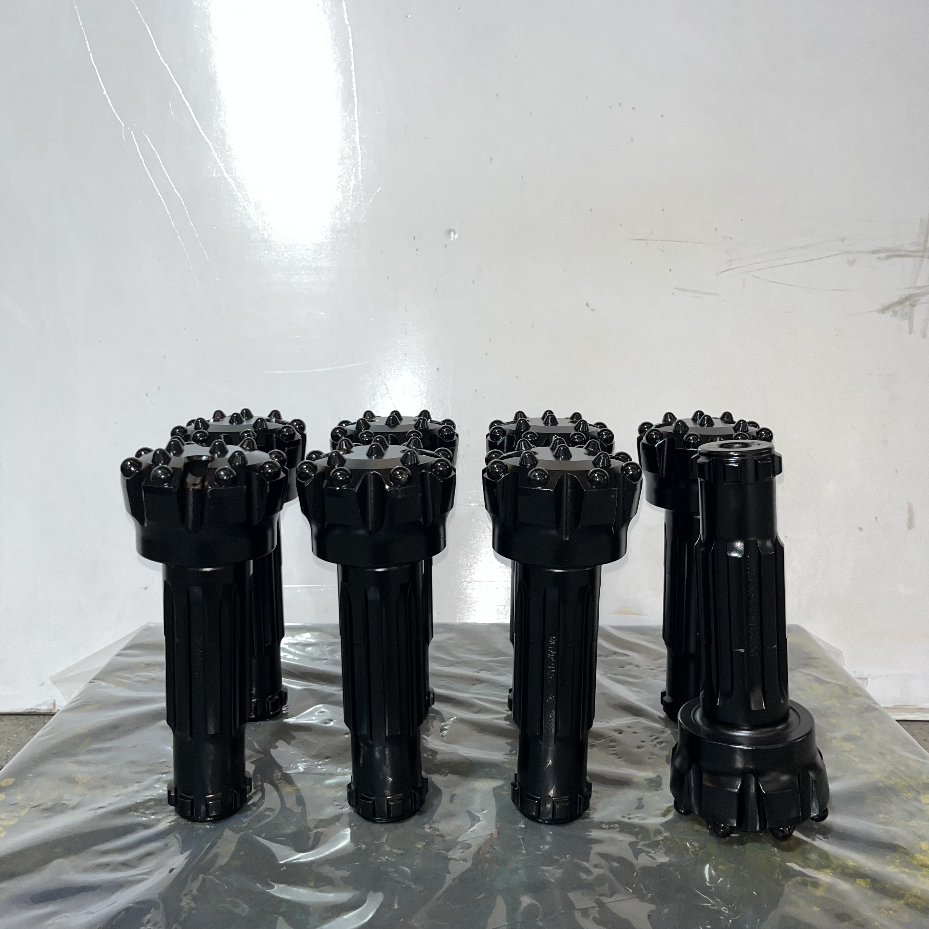6'' Down-the-Hole Hammer for 152-190mm DTH Drill Bits Customizable Tooth Shape