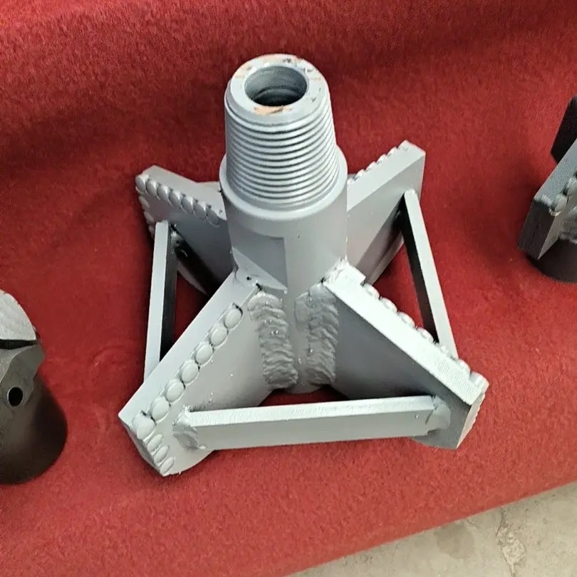 HDD PDC Drag Bit 4 Wing For Horizontal Directional Drilling Various Sizes API Thread OEM Factory Supply