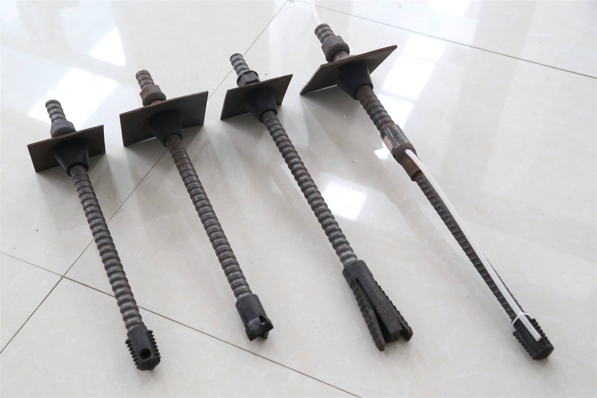 Self-Drilling Hollow Grouting Anchor Bolt 25mm 32mm ASTM Welding for Tunnel Mining Rock Support High Strength Alloy Steel