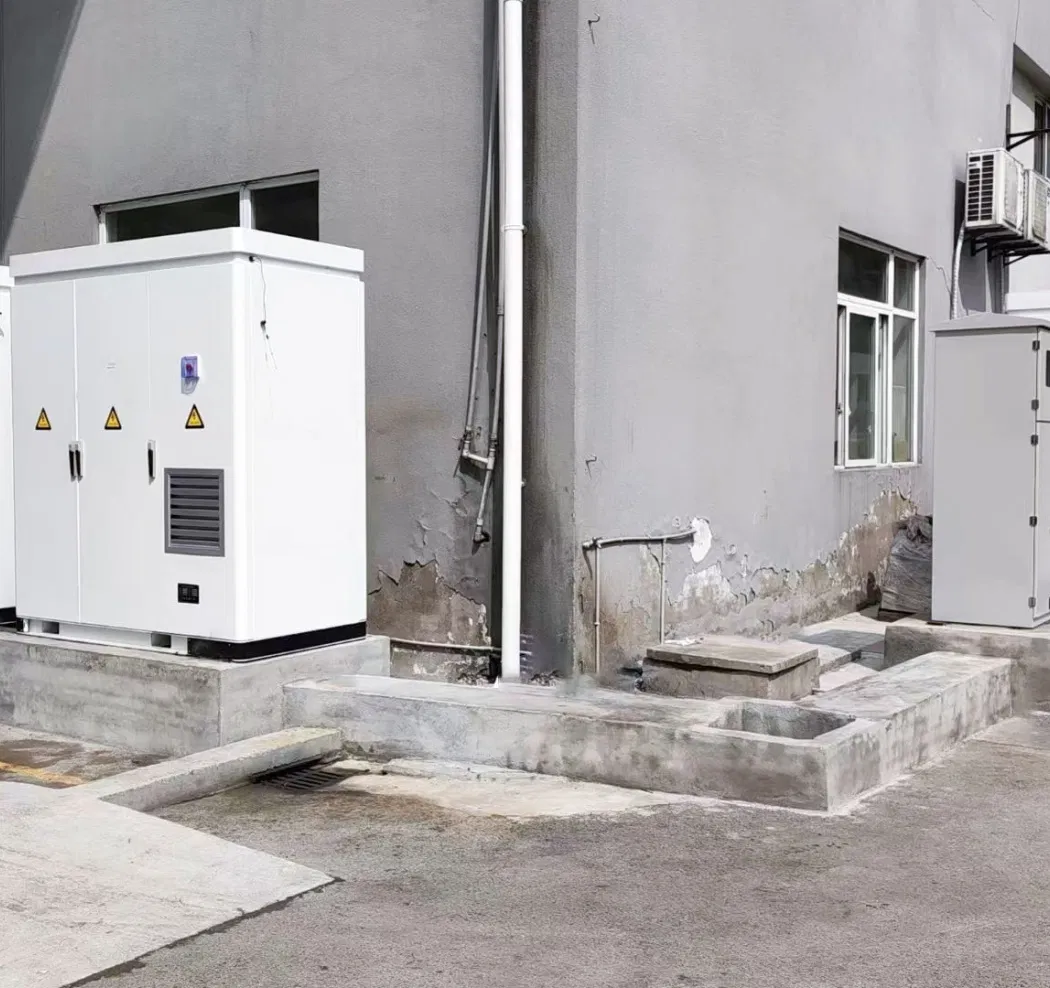 100-500kwh Cabinet Storage: Floor IP55 BMS Outdoor Telecom Cabinet