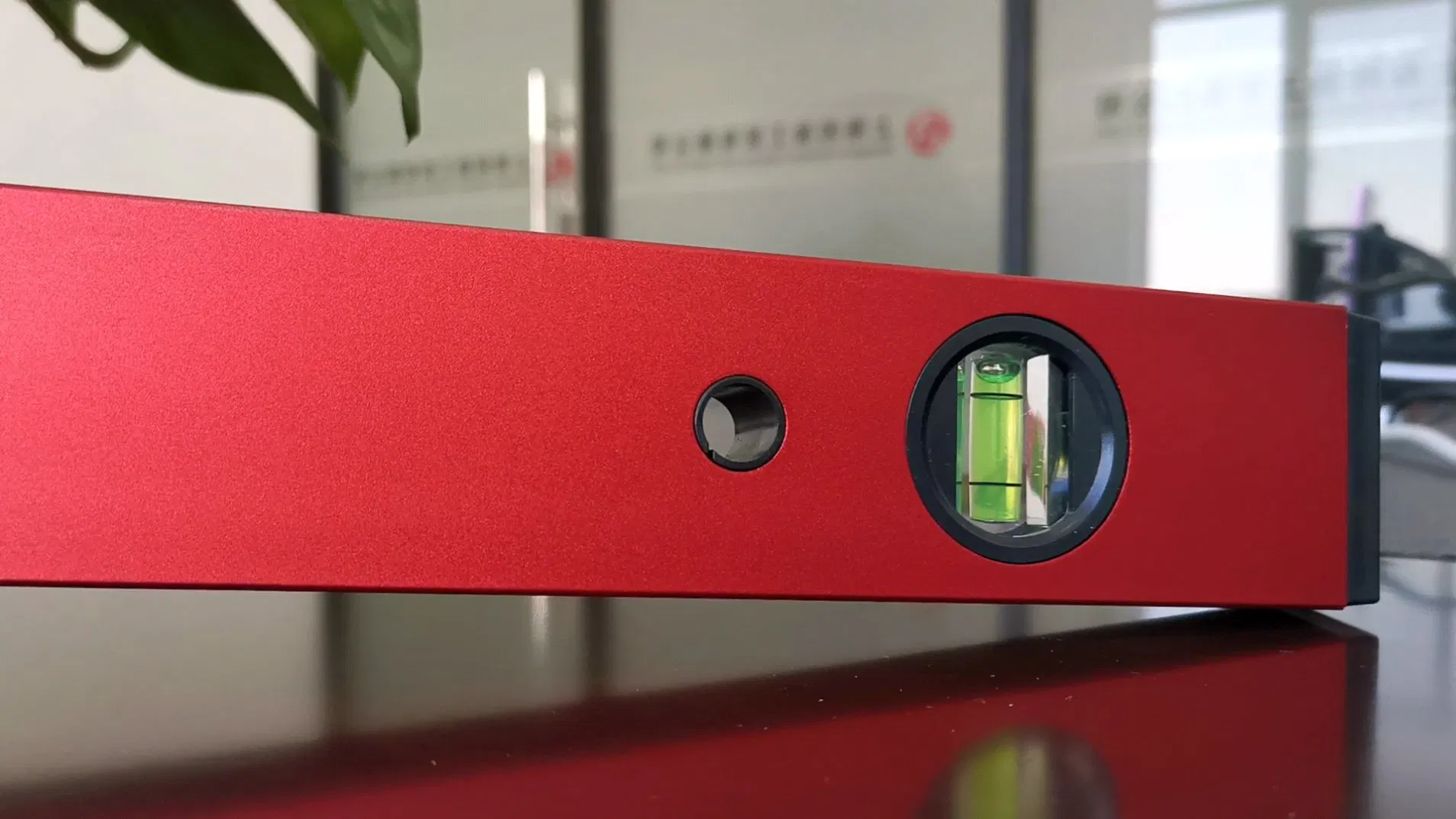 Aluminum Spirit Level with 3 Vials/Box Beam Section Spirit Level/Hand Tool