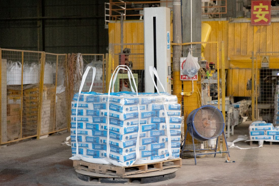 Advanced Low Shrinkage Grout for Quick Cement Applications