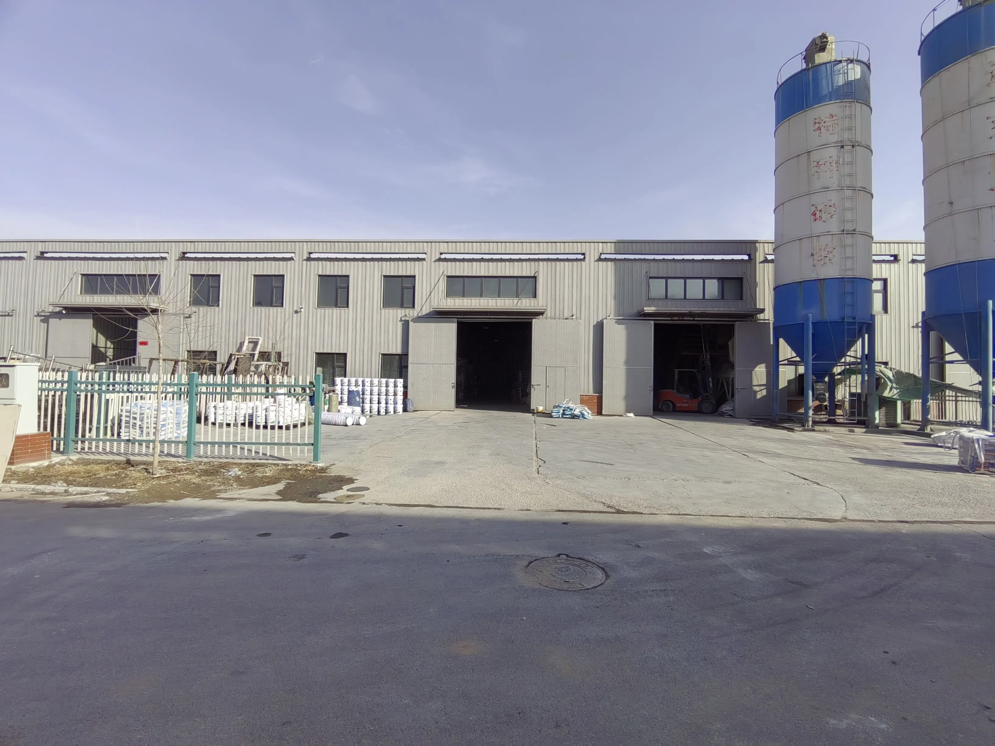 Premium Self-Leveling Concrete Crack Repair Mortar for Parl Lime