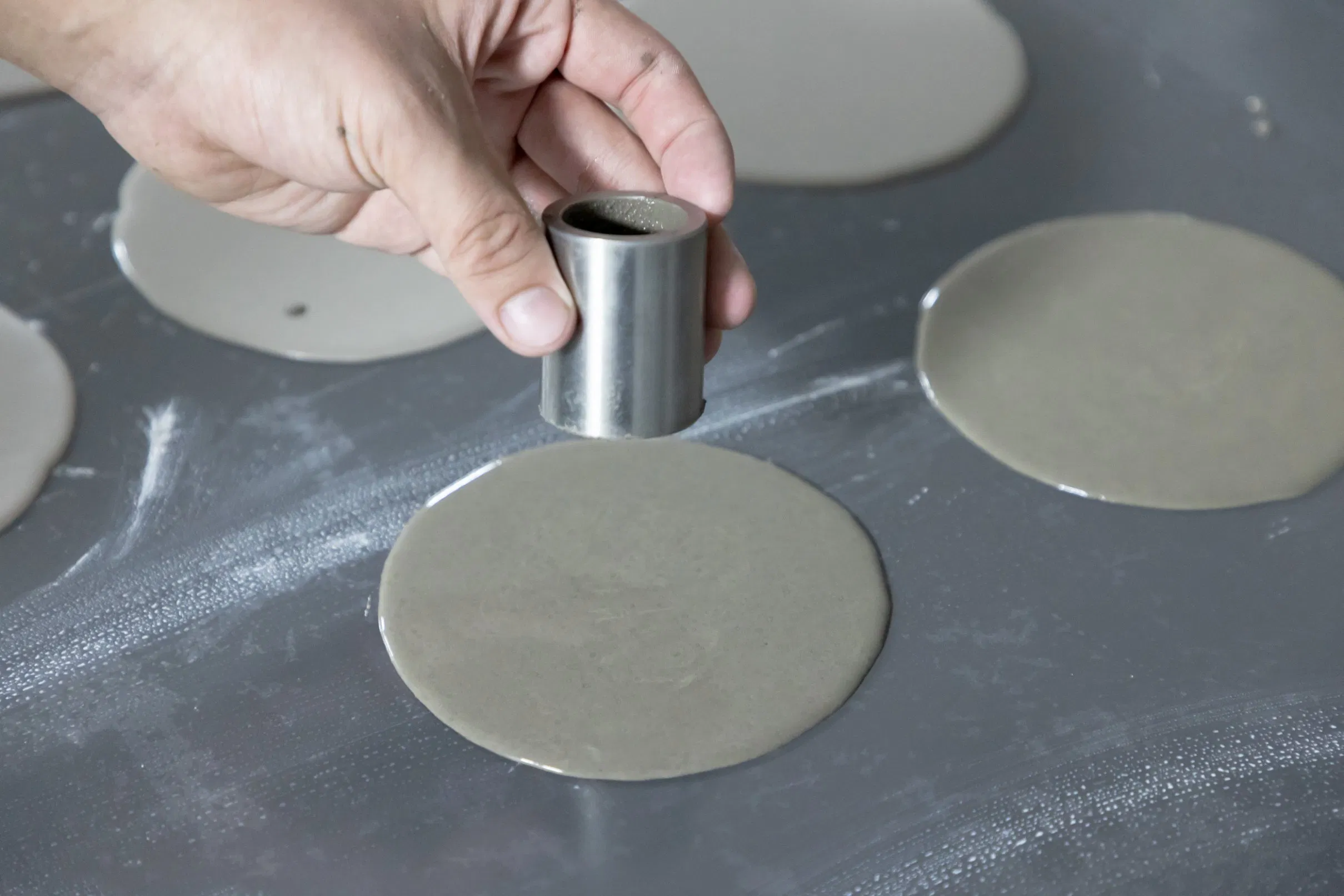 Self-Leveling Polymer Modified Mortar Mixture Suitable for Commercial Office Backfill