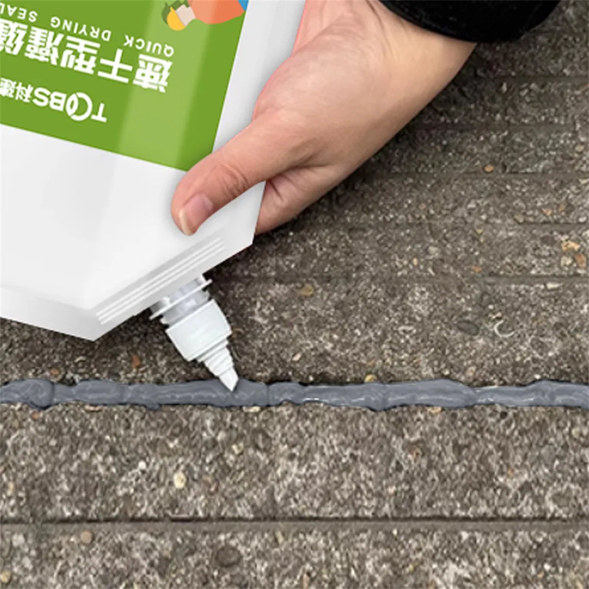 Concrete Caulking Adhesive Sealant Waterproof Repair Heavy-Duty Crack Filler for Driveway Weather Resistant Concrete Crack Repair for Outdoor Use