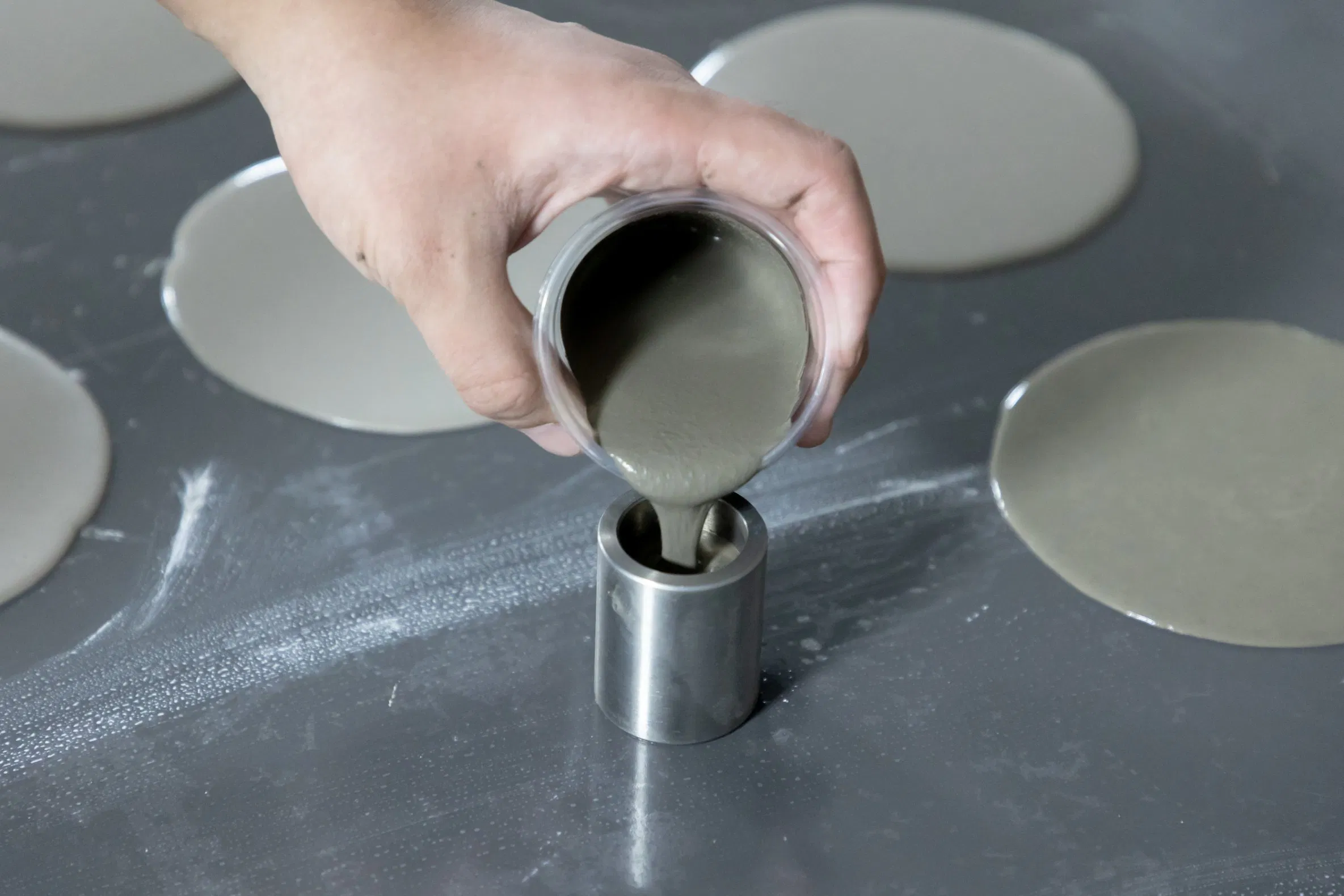 Advanced Low Shrinkage Grout for Quick Cement Applications