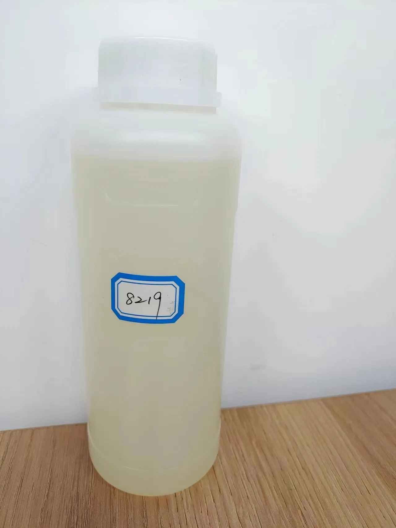 High Quality Modified Cycloaliphatic Amine Epoxy Hardener Hw-8219 Used in Self-Leveling and Mortar