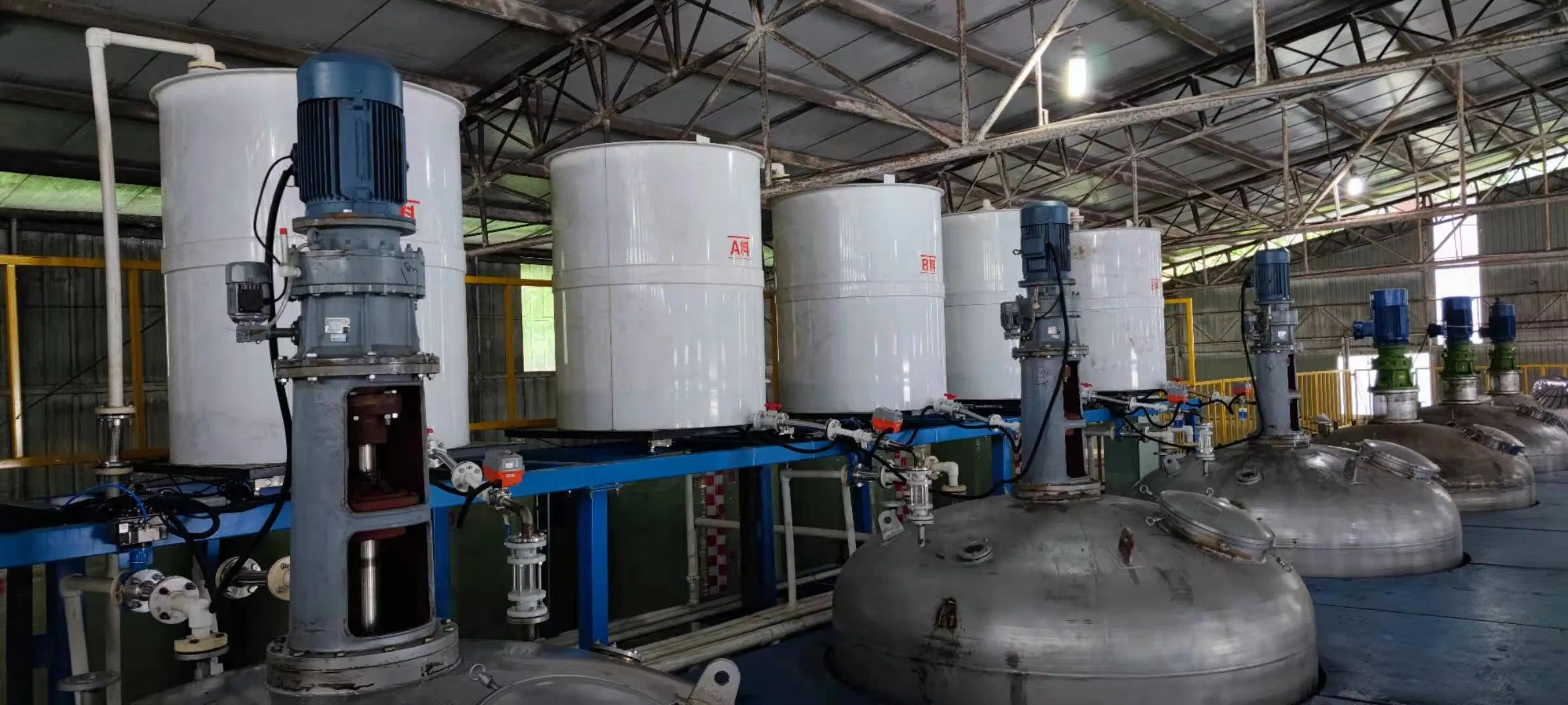 Superior Concrete Durability with Advanced PCE Liquid Admixture