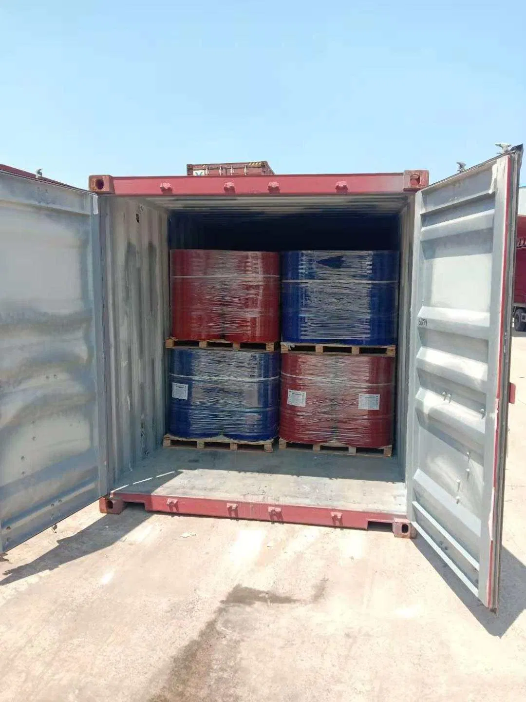 Liquid Epoxy Resin for Floor Coating Crystal Clear Epoxy Resin for Floor Paint and Metallic Floor Epoxy Resin and Hardner for River Table