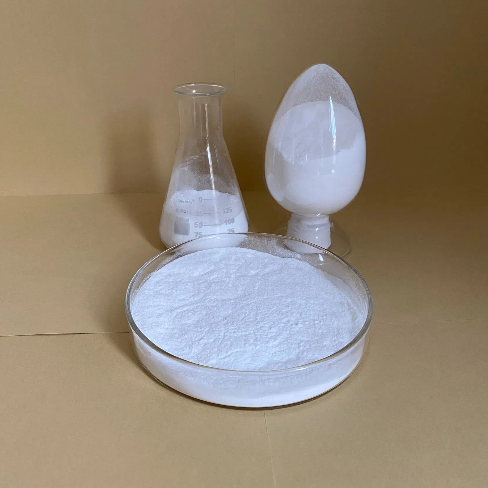 Polycarboxylate Superplasticizer Powder Is Produced From Local Chemical Raw Materials with High Water Reduction Rate for Building Concrete