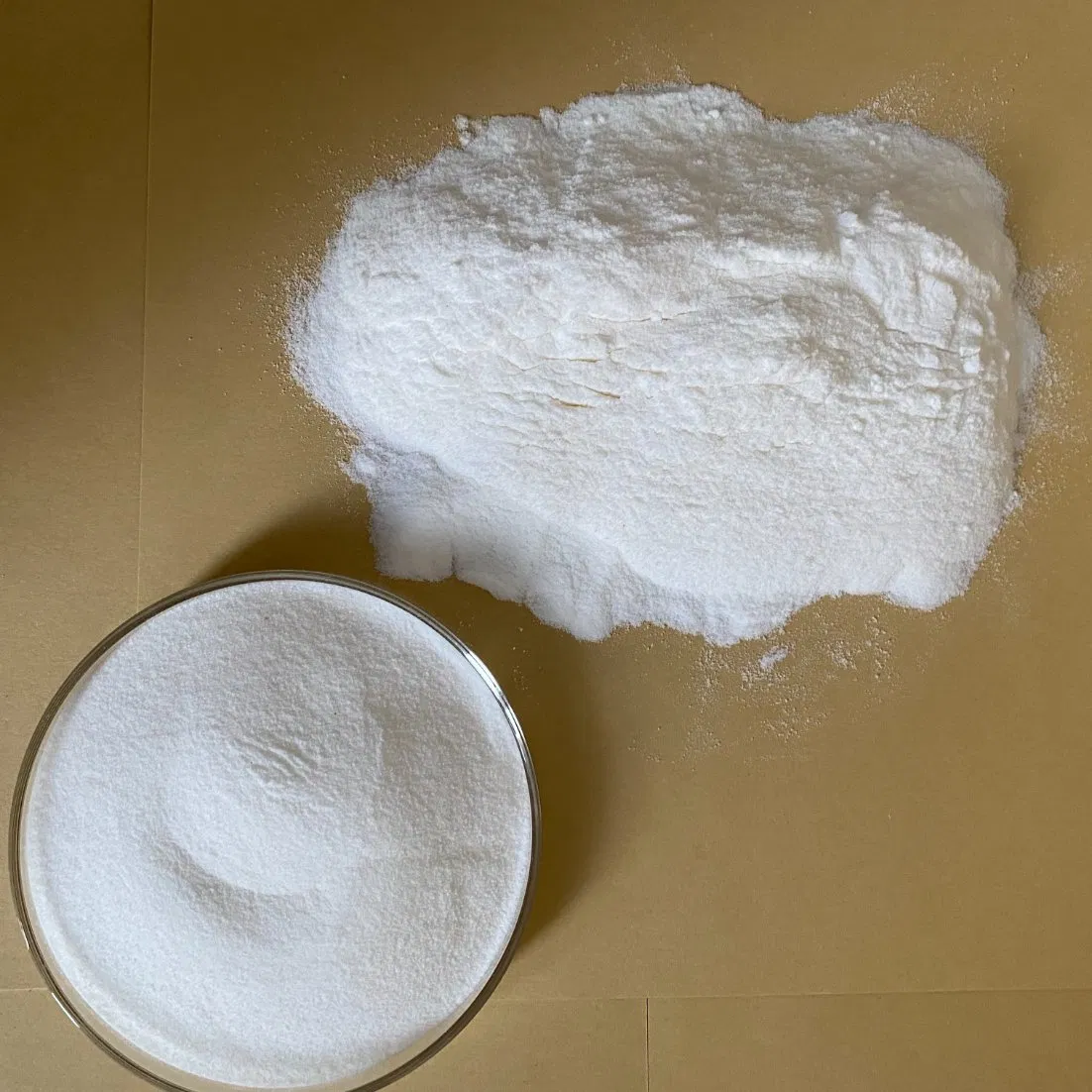 Polycarboxylate Superplasticizer Powder Is Produced From Local Chemical Raw Materials with High Water Reduction Rate for Building Concrete