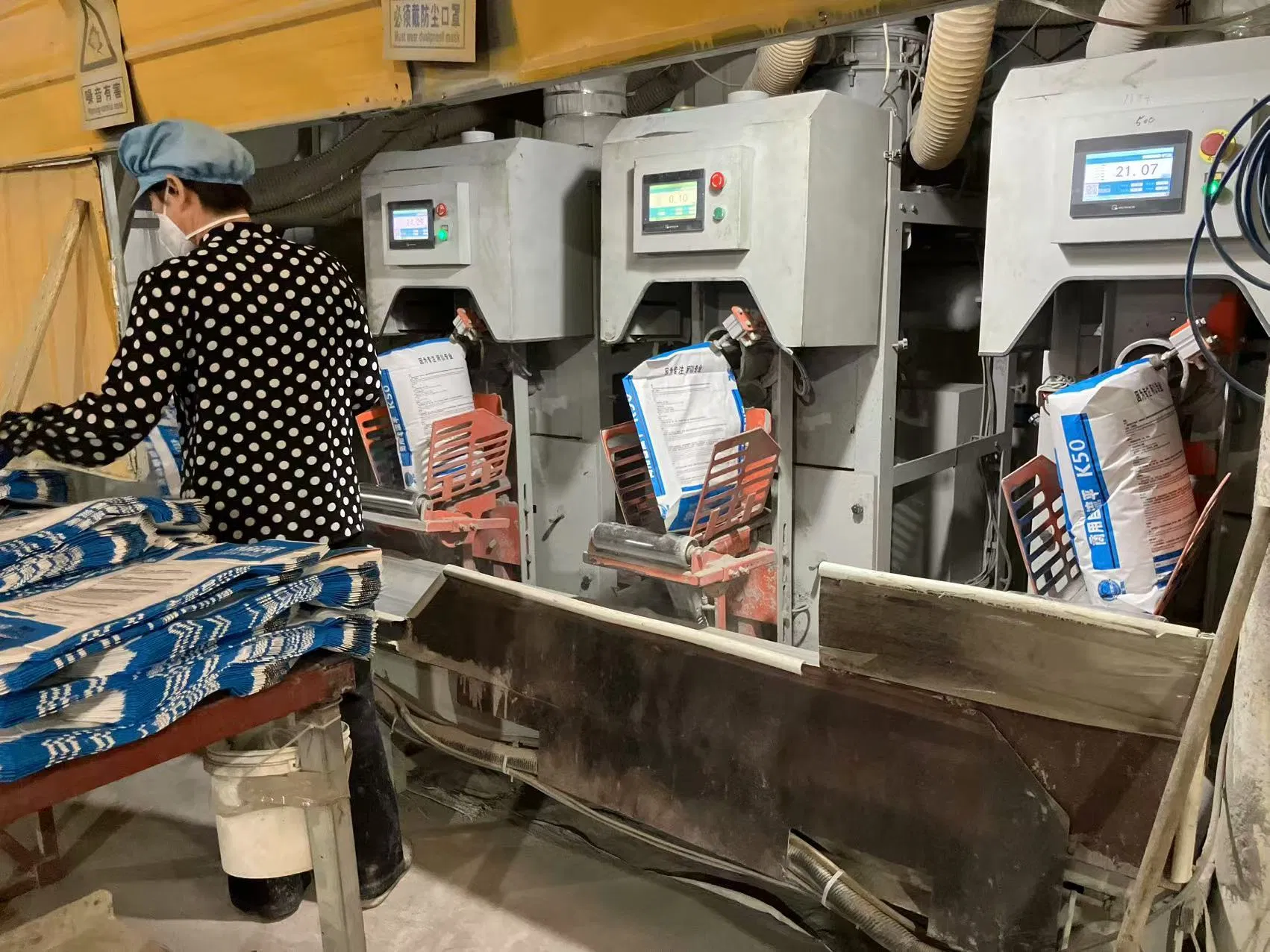 Quick-Setting Mortar Compound with Excellent Compressive and Flexural Strength