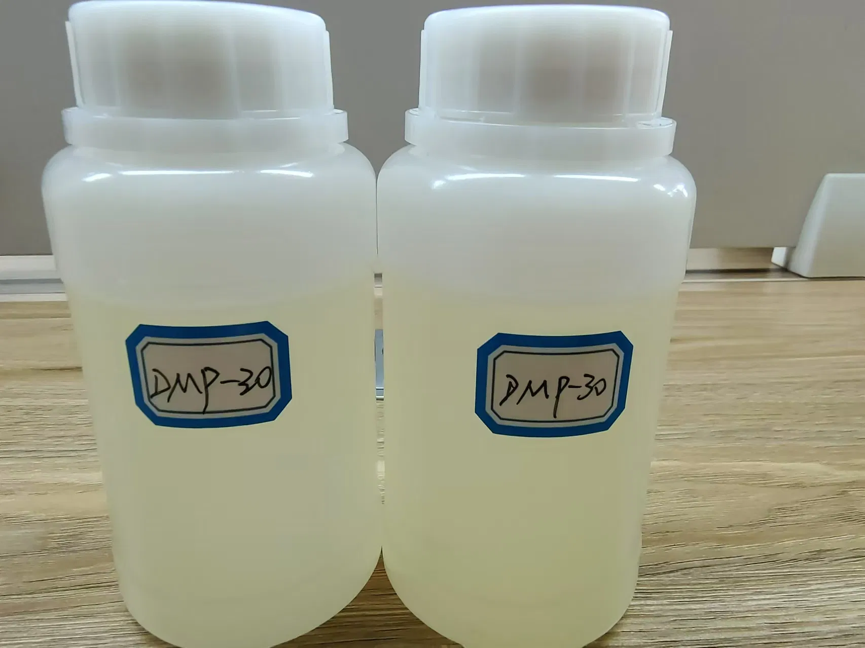 Epoxy Accelerator Dmp-30 Tris (DIMETHYLAMINOMETHYL) Phenol